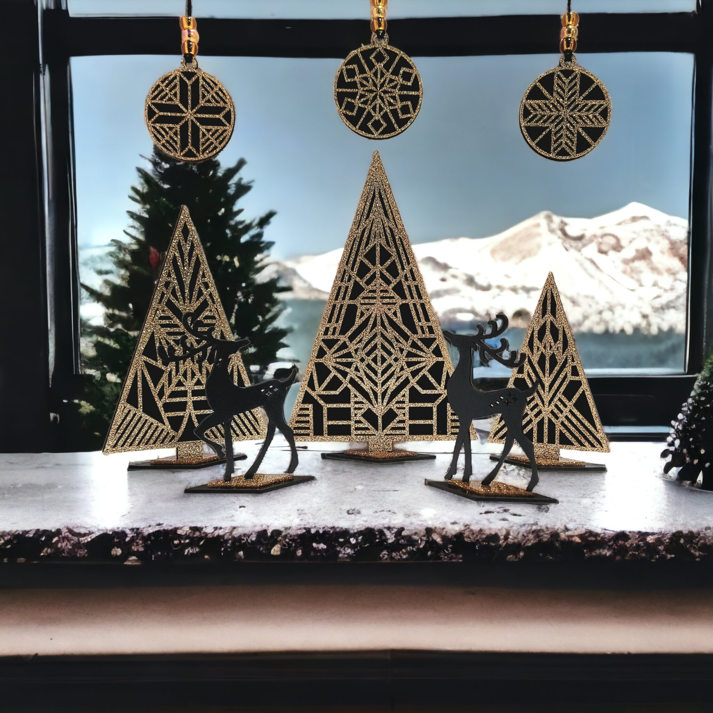 Art Deco Glitz Christmas Decor & Ornaments